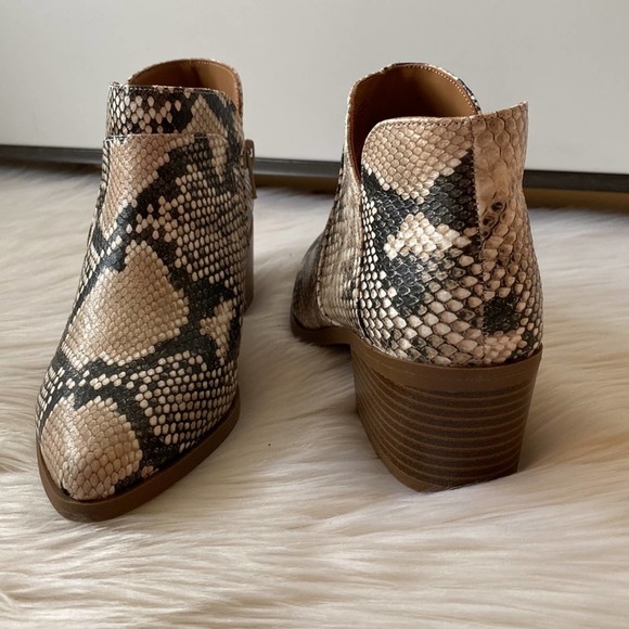 Style Co Vidyaa Ankle Booties Natural Snake 5M - Picture 3 of 12